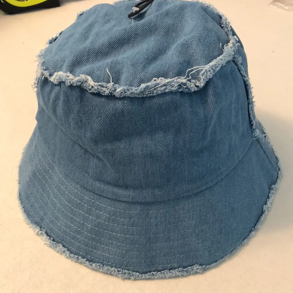 urban outfitters hat - Image 3