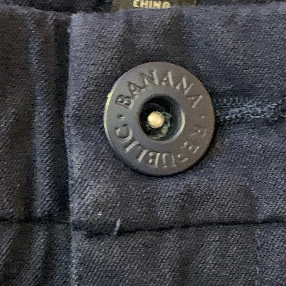 Banana Republic Pants 6 Navy Blue Chinos Pockets Straight Leg Casual everyday - Image 3