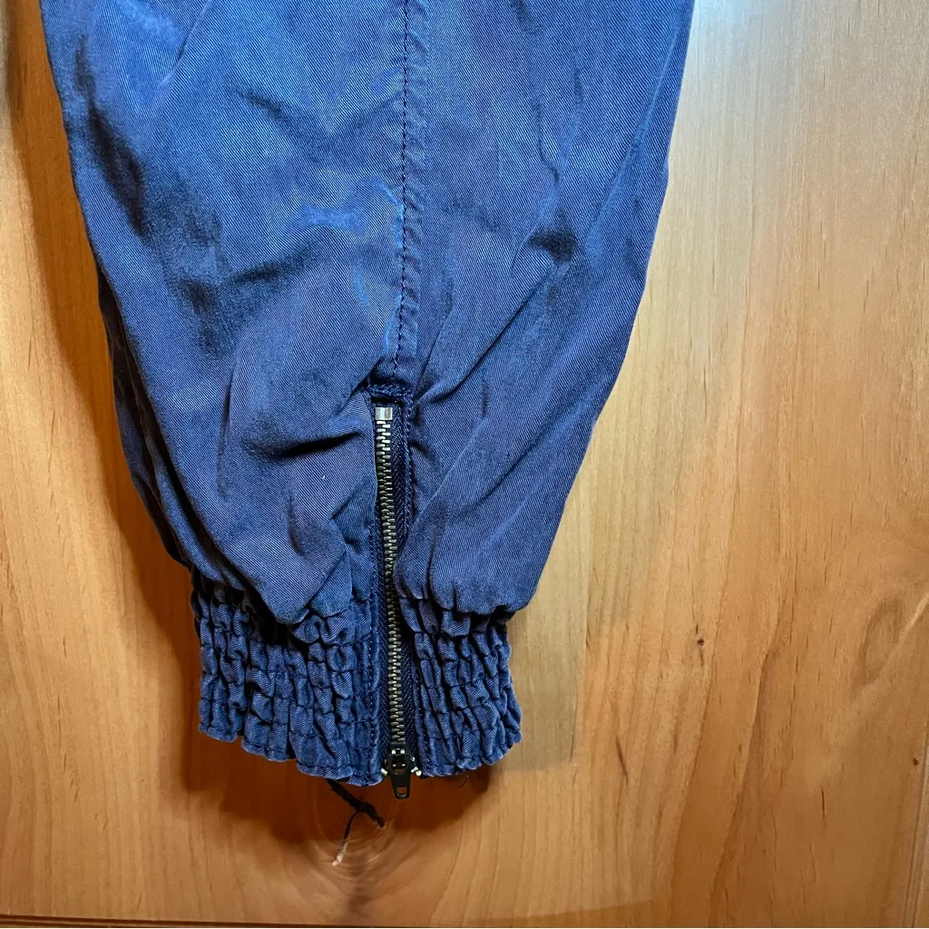 Athleta pull on cropped pants dusty blue purple cuffed legs size 8 - Image 4