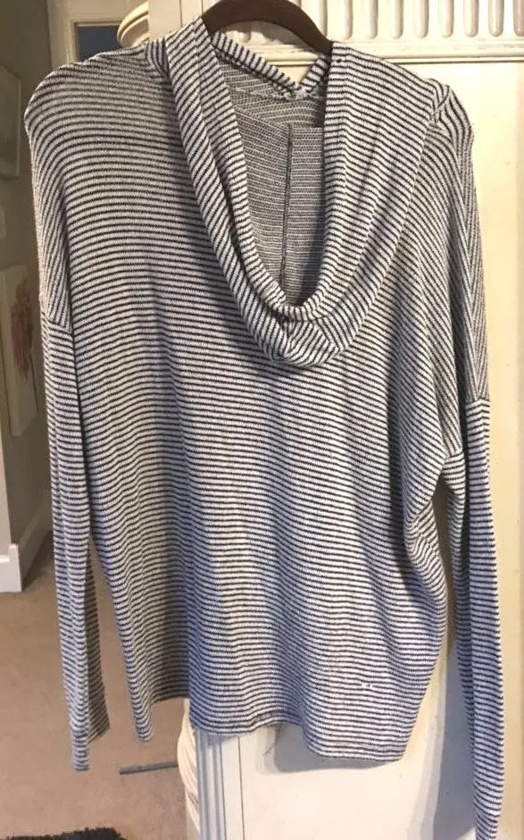 Forever 21 knitted striped hooded pullover - Image 2