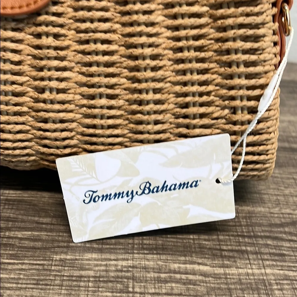 🔥LAST ONE🔥 ~ Tommy Bahama Woven Bag w/Removable Crossbody Strap - Image 6