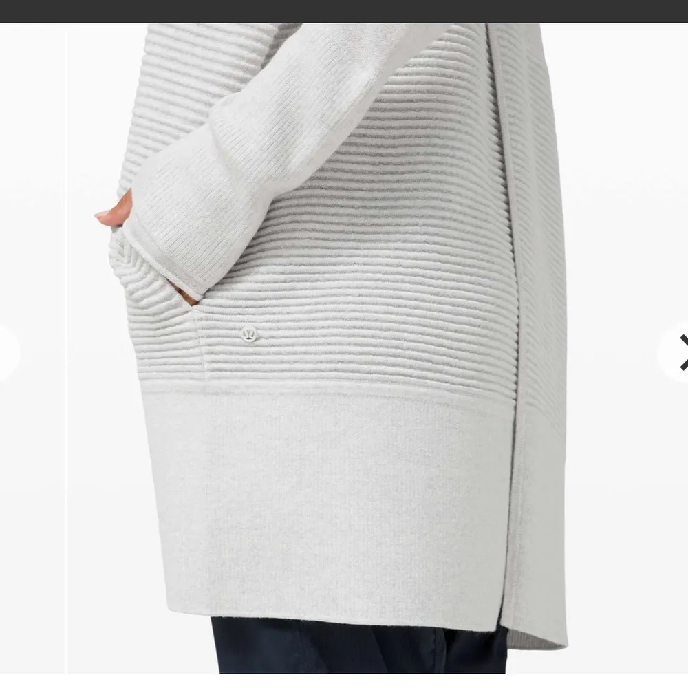 Lululemon‎ Merino Wool Sit In Lotus Wrap II size 4 Athleisure workout yoga - Image 2