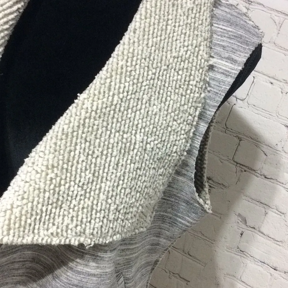 Faux Sherpa Cardigan Front Vest Small - Image 5