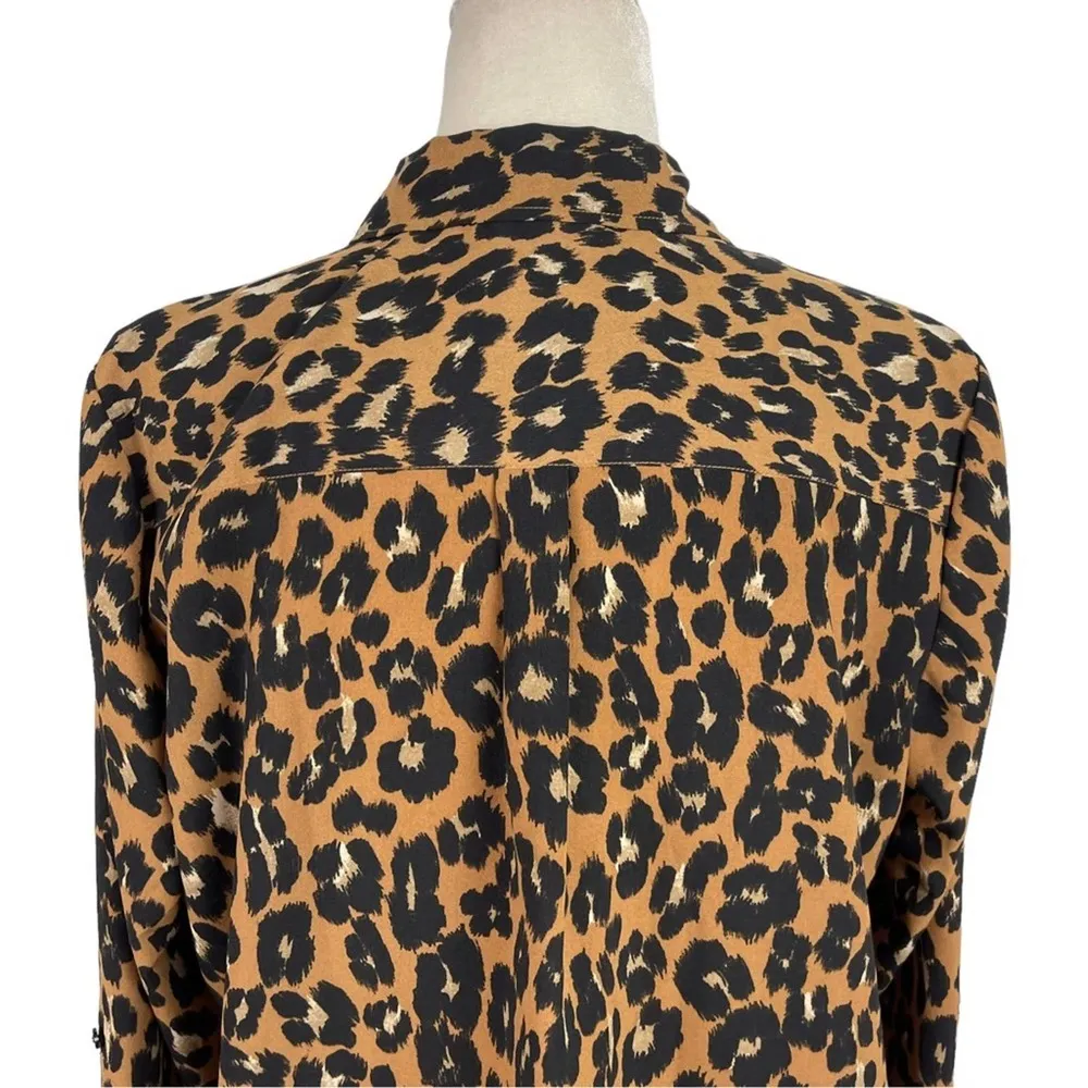 Talbots V-Neck Long Sleeve Leopard Print Button Down Blouse Popover Top Medium P - Image 9