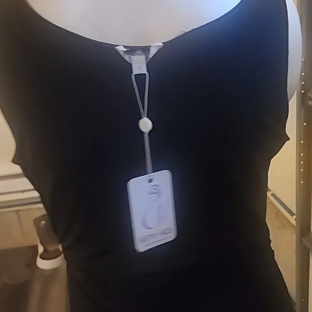 KIMI+KAI MATERNITY SCALLOPED V - Image 6