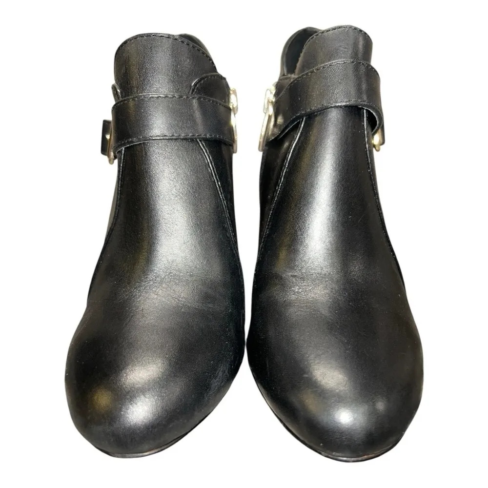 VINCE CAMUTO VONILESA Black Leather Heels Booties Women's  6.5 Boots Shoes - Image 5