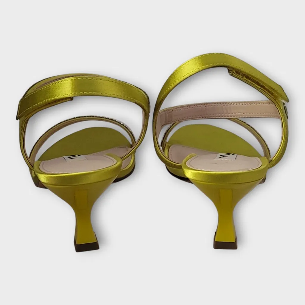 NinaNiara Womens Zest Crystal Satin Low Kitten Heels Beaded Sandal Size 8M NEW - Image 4