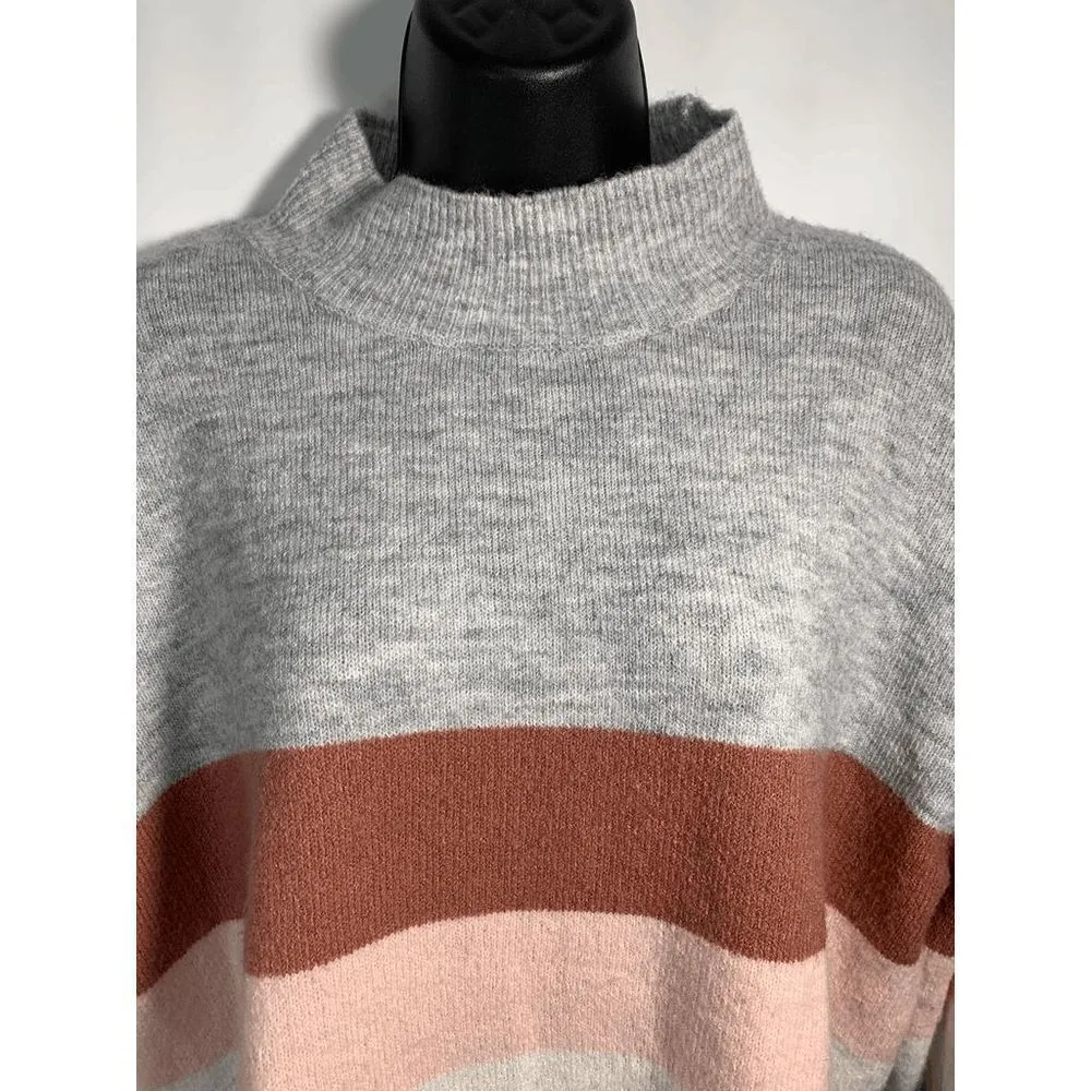 Beachlunchlounge Sweater  - Image 2