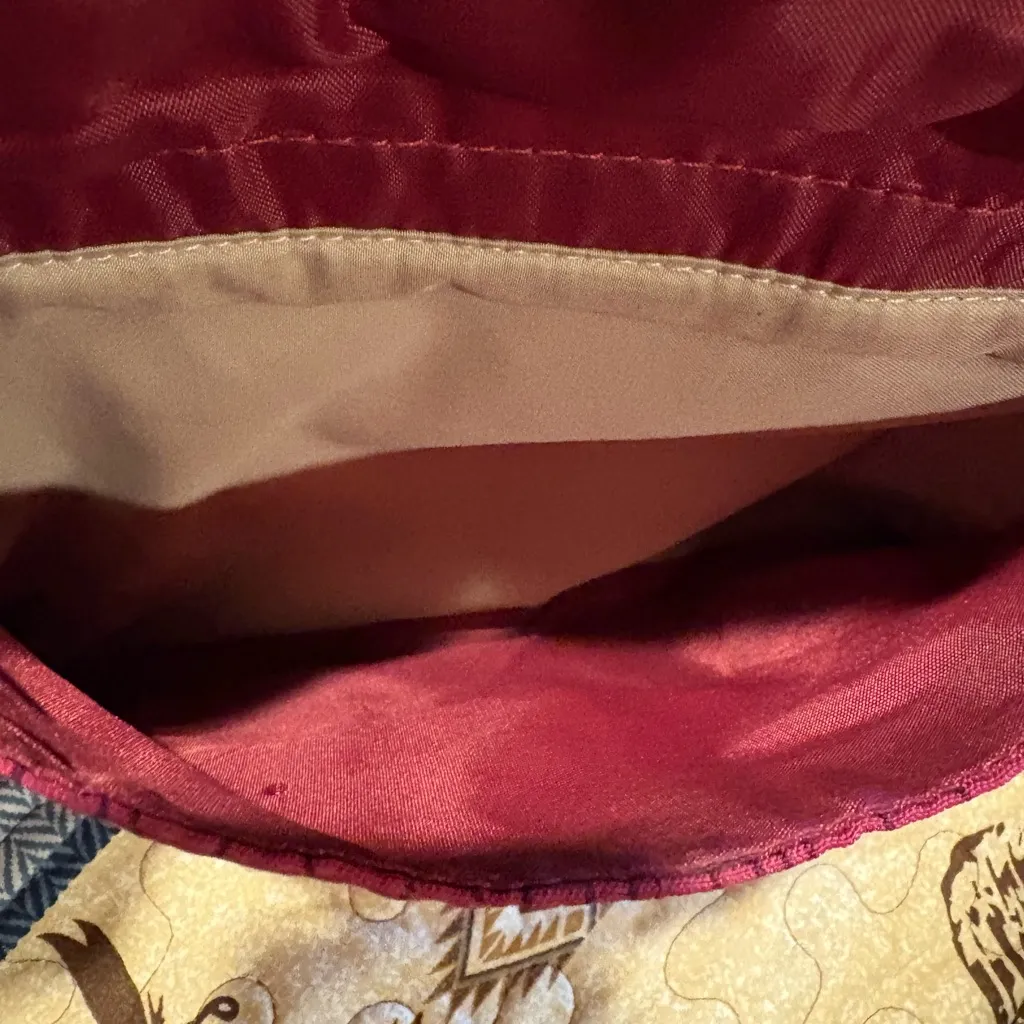 Travelon Anti-Theft Classic Mini Shoulder Bag in the Berry Tulip color - Image 5