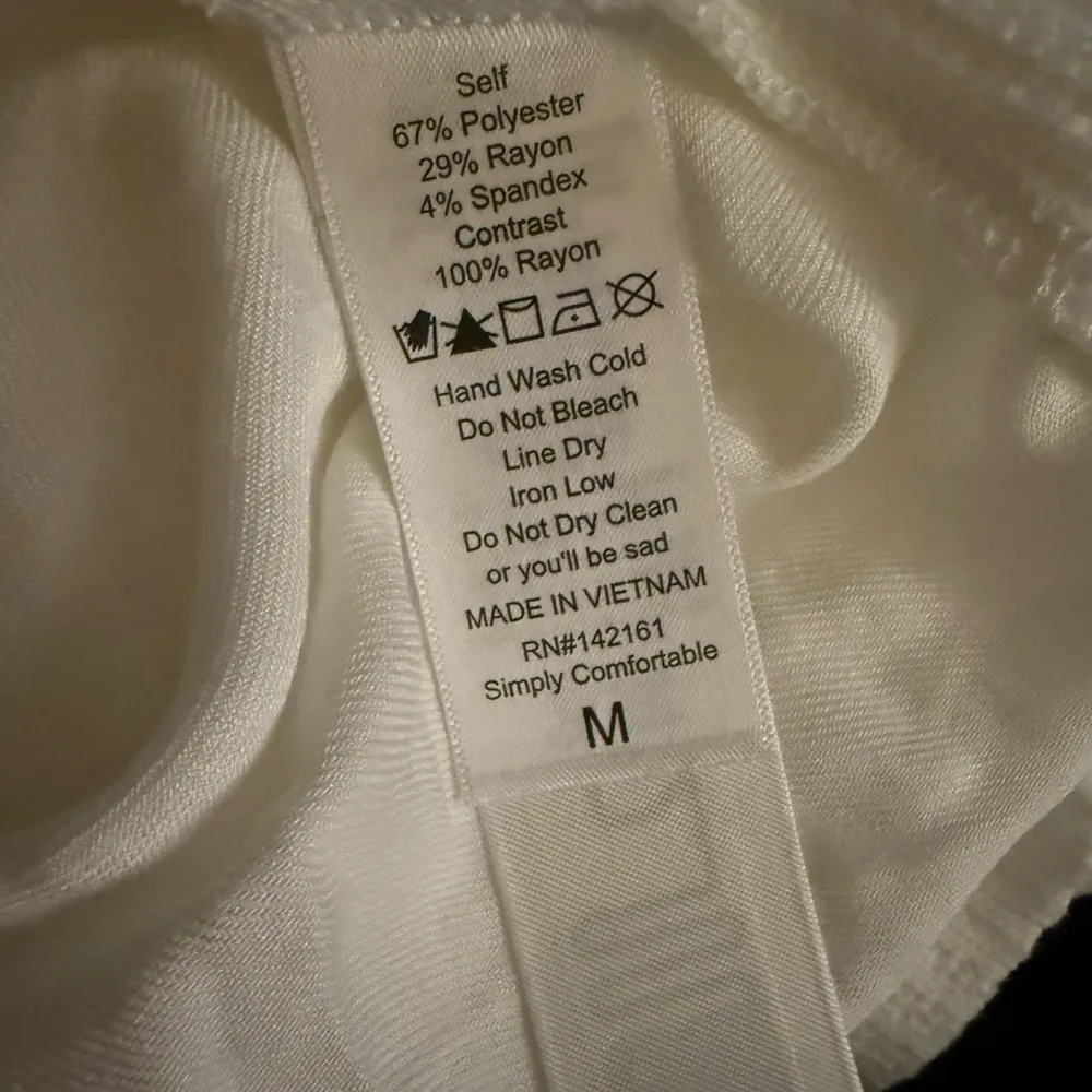 Lularoe Women’s Sz Medium Misty Mixed Media Shirt in White New NWT - Image 4