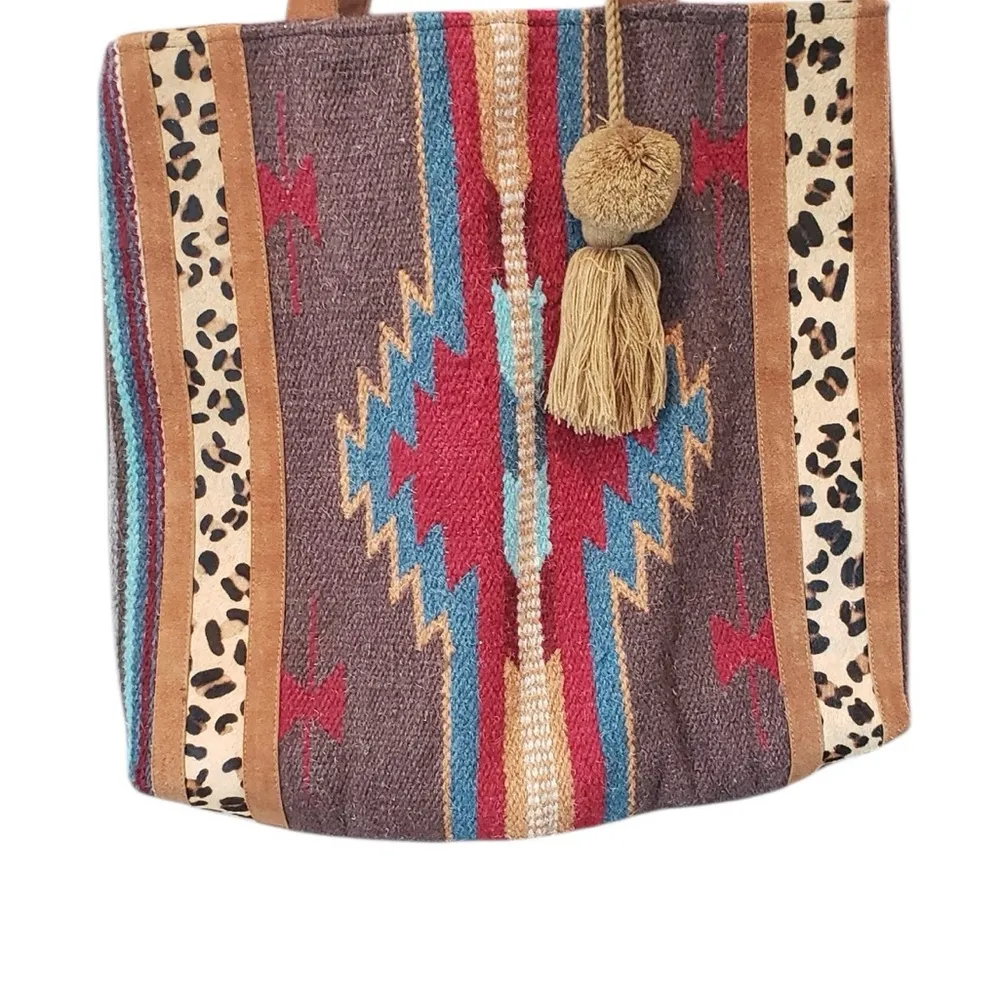 Panache Vibrant Woven Tote - Multicolor Design - Image 2