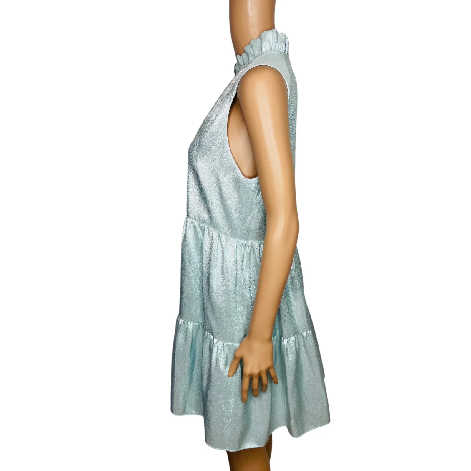 Amanda Uprichard Connolly Dress in Ice blue size M metallic sleeveless mini - Image 3