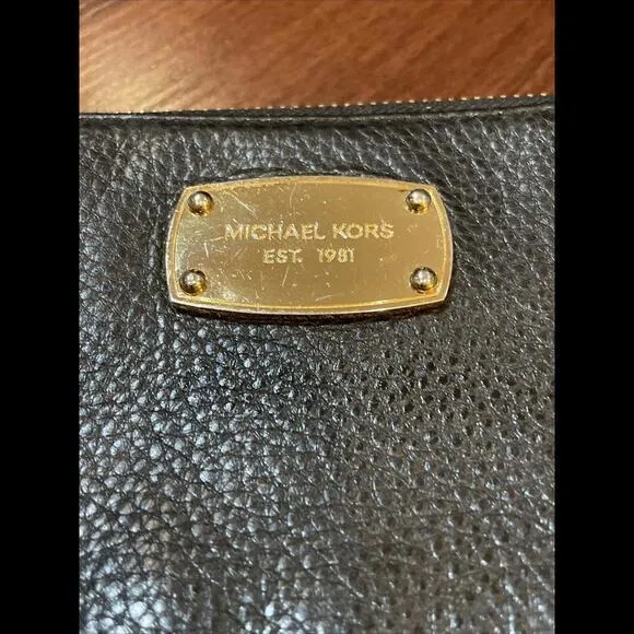 MICHAEL KORS Large Black‎ Pebble Leather Zip Around Wallet 8”x4” - Image 6