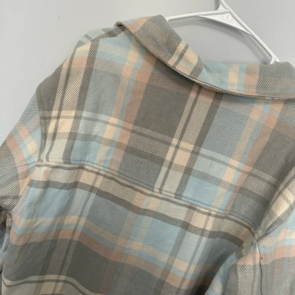 American Eagle Boyfriend Fit Plaid Button-Up Shacket - Image 6