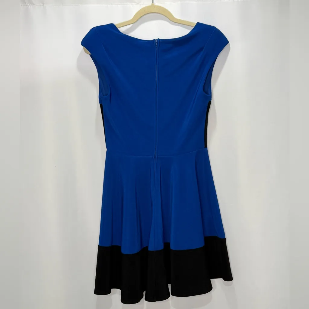 Guess Black and Blue Color Block Fit and Flare Mini Dress - Image 2