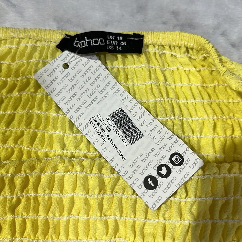 boohoo Off-shoulder smock top - Size US 14 - NWT - Image 4