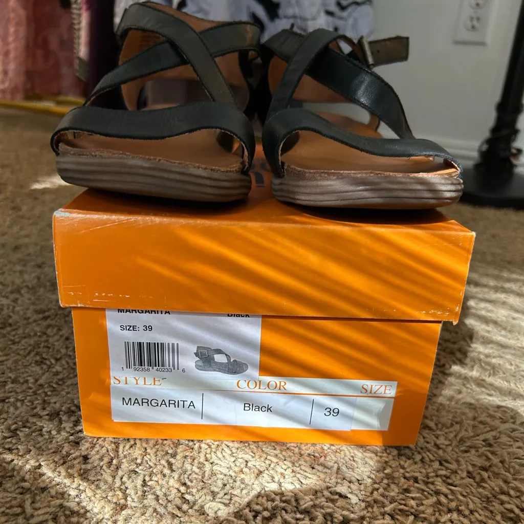 Miz Mooz Black Sandals - Image 2