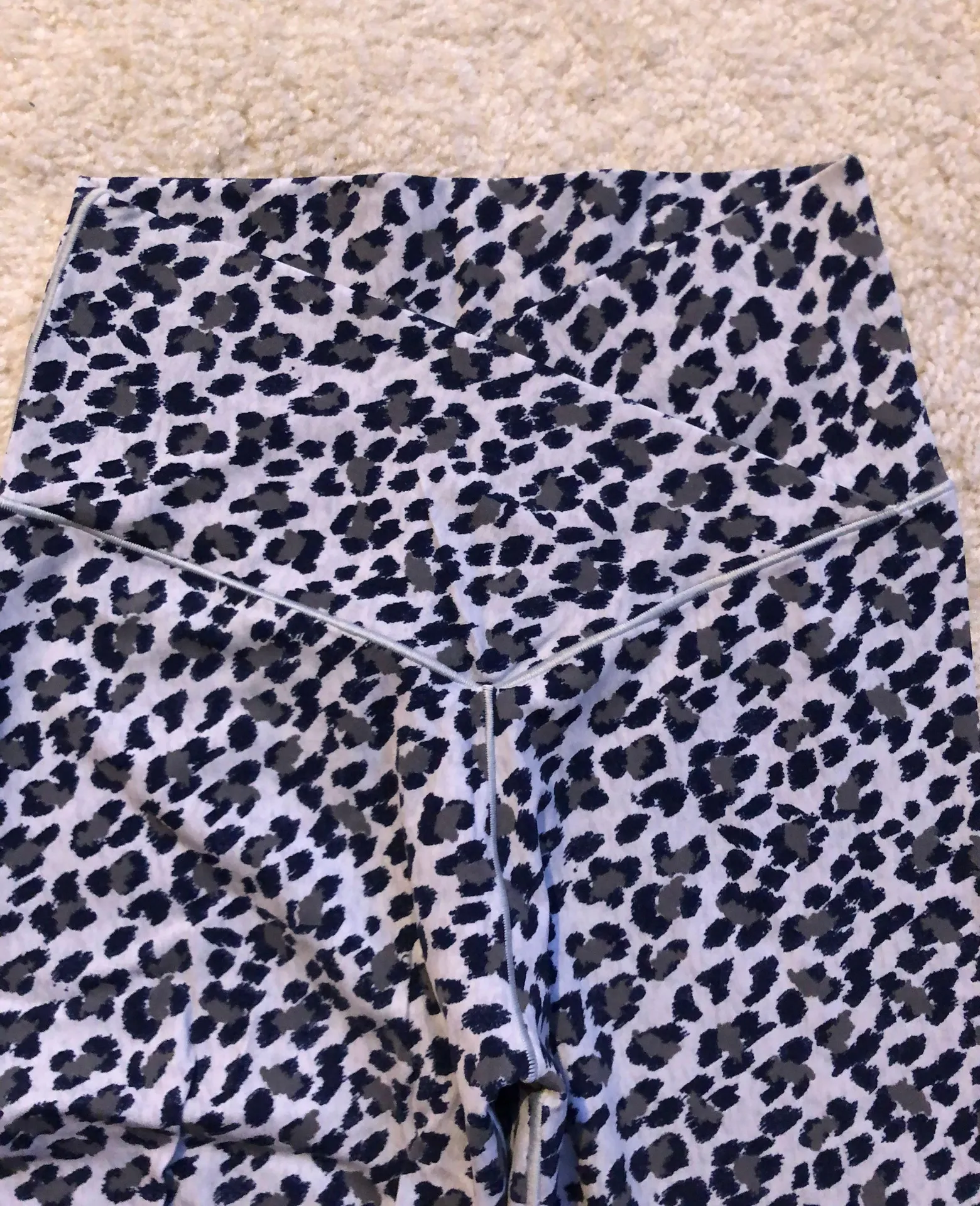 Crossover Leggings - Image 4