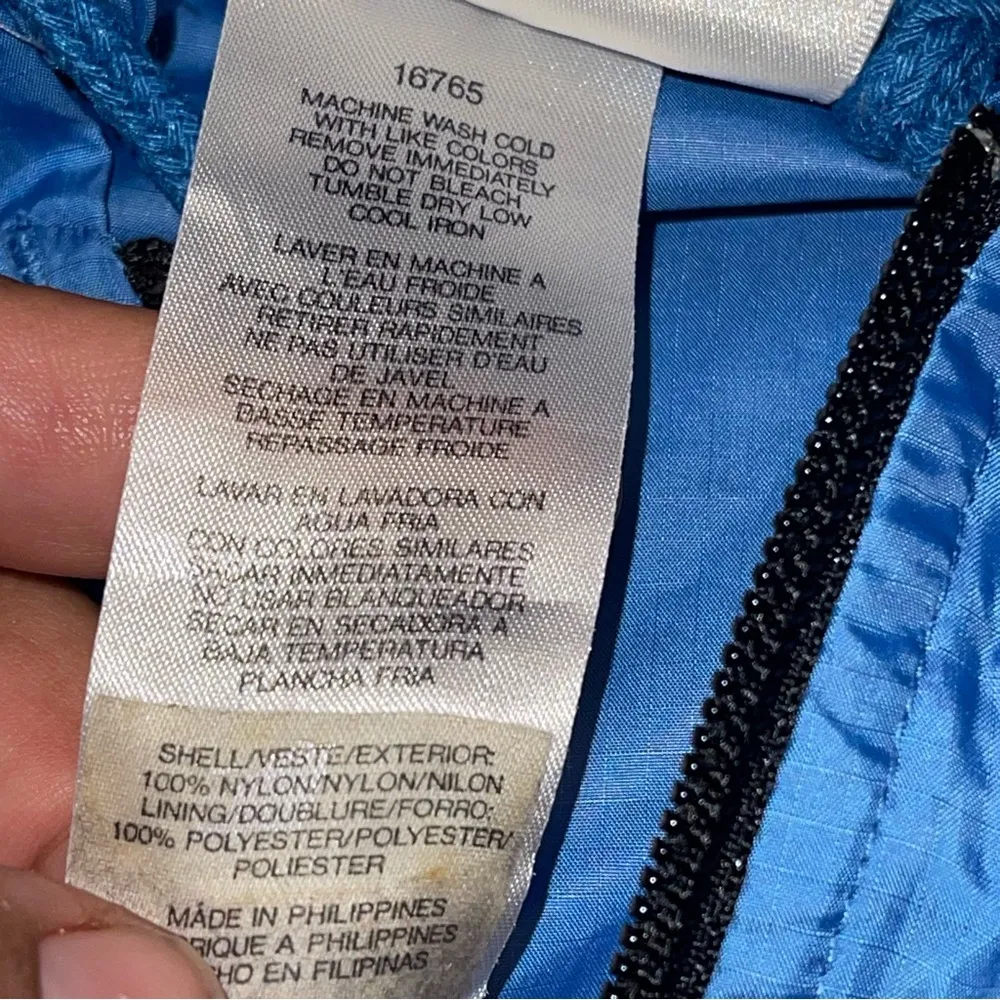 Adidas  Pullover Windbreaker - Image 9