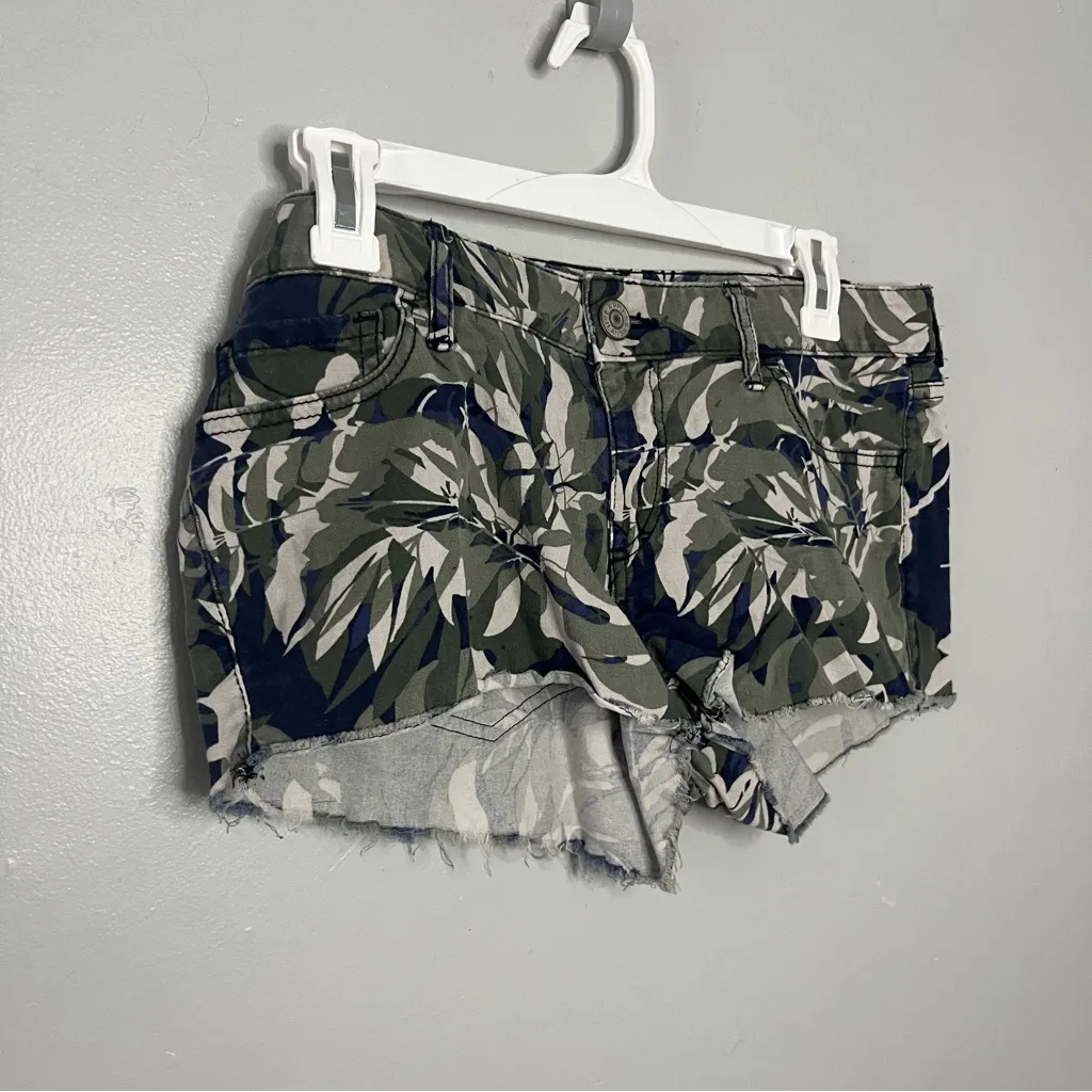 Express Camo Blue Green Y2k 90s Shorts - Image 2