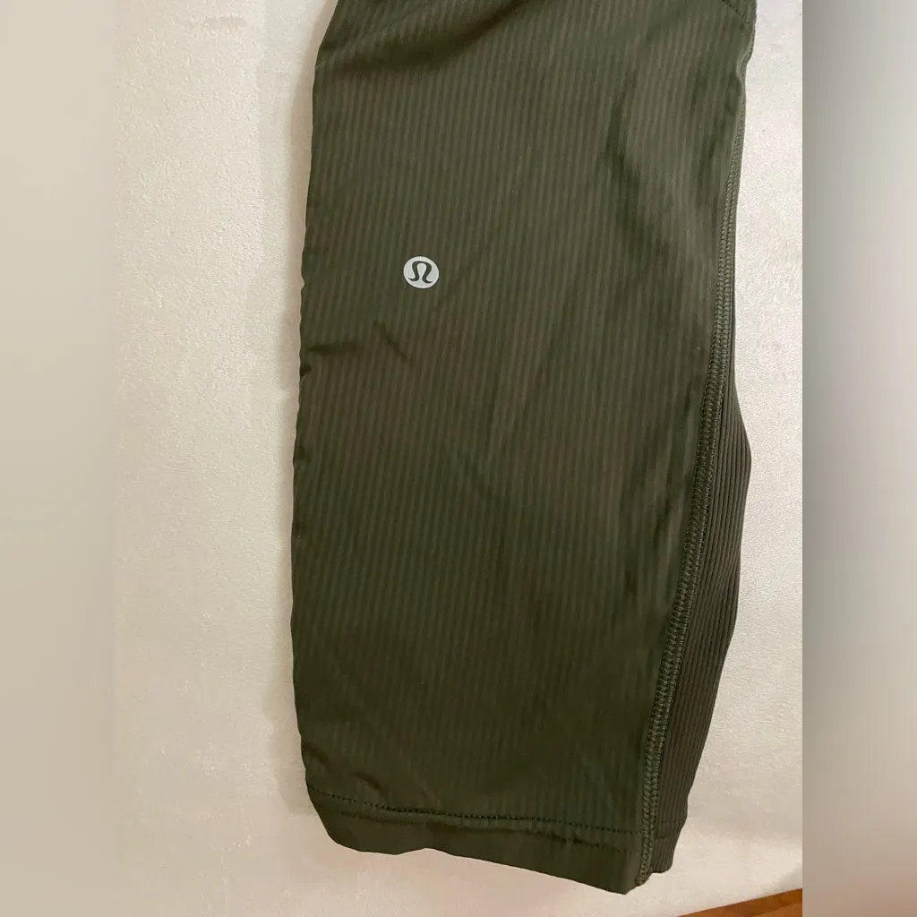 Lululemon Dance Studio Crop Pants 25” Joggers Dark Olive Size 2 - Image 11