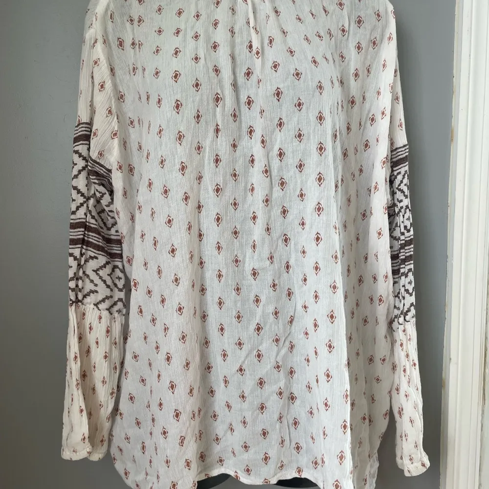 O'Neill White Cream Long Sleeve Button Down Blouse - Image 3
