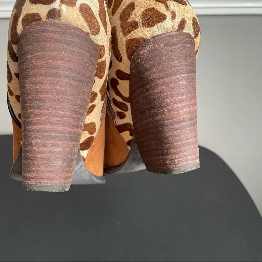 Very Volatile Chatter Leopard Calf Hair Suede Booties Boots Size 9 - Image 11