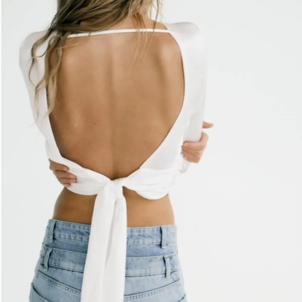 NWT Zara Open Back Satin Effect Top Sz Small White Tie in Back - Image 2