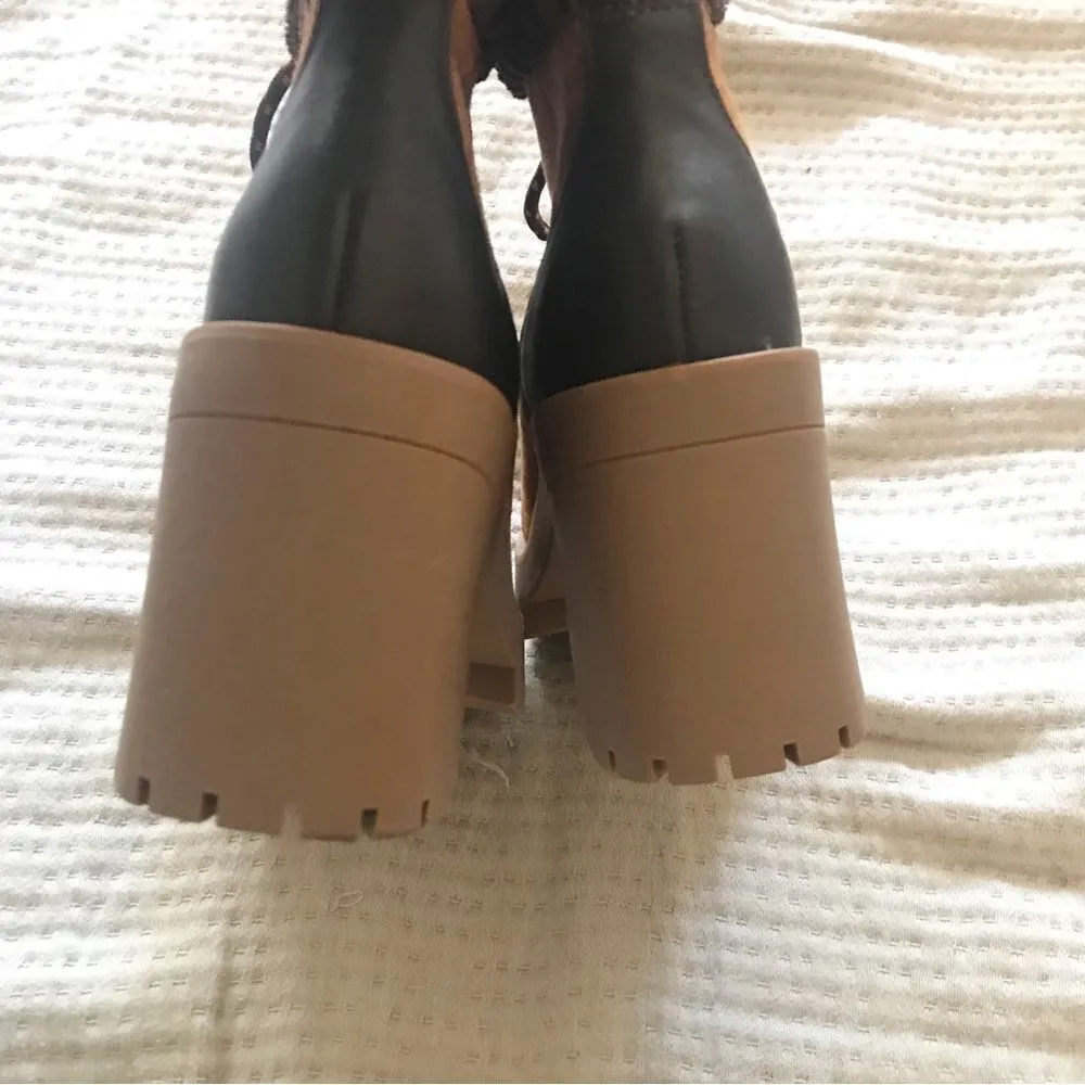 C&V Suede Leather Platform Hiking Boot Bootie Lug Sole‎ Brown Cap Toe Size 6 New - Image 8