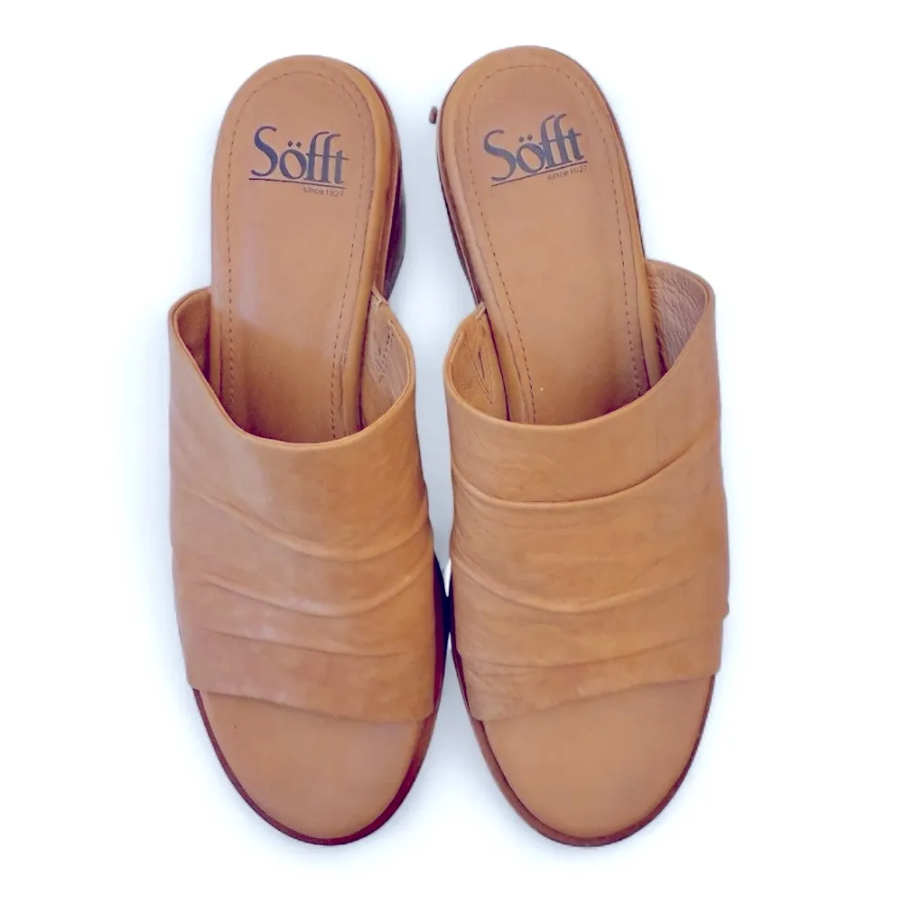 Sofft Chrissie Sandal Caramel Rounded Heel Ruched Italian Leather Slip On Sz 9.5 Tan - Image 8