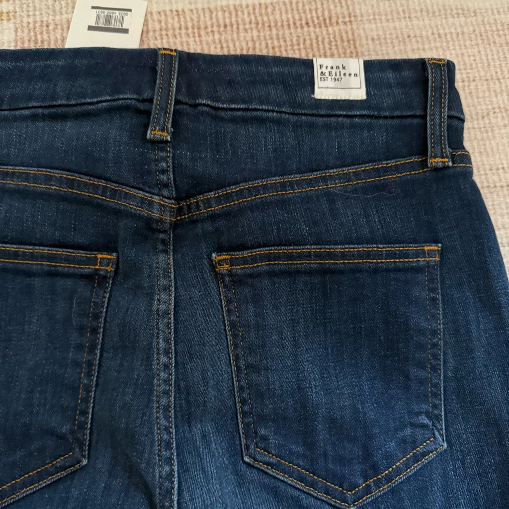 Frank & Eileen Killian Crop Flare Jeans in Medium Wash Size 25 NWT - Image 10