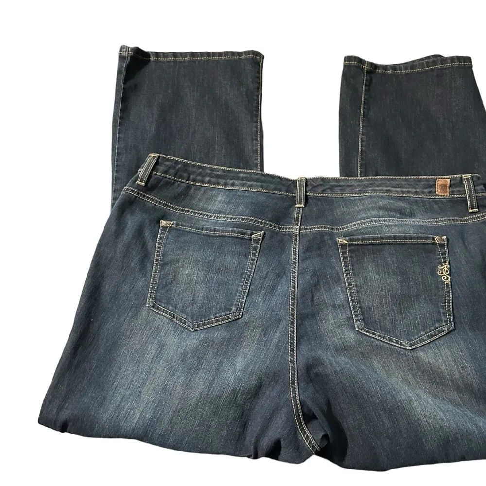 Jessica Simpson women's 24W Rockin Curvy Boot jeans - Image 4