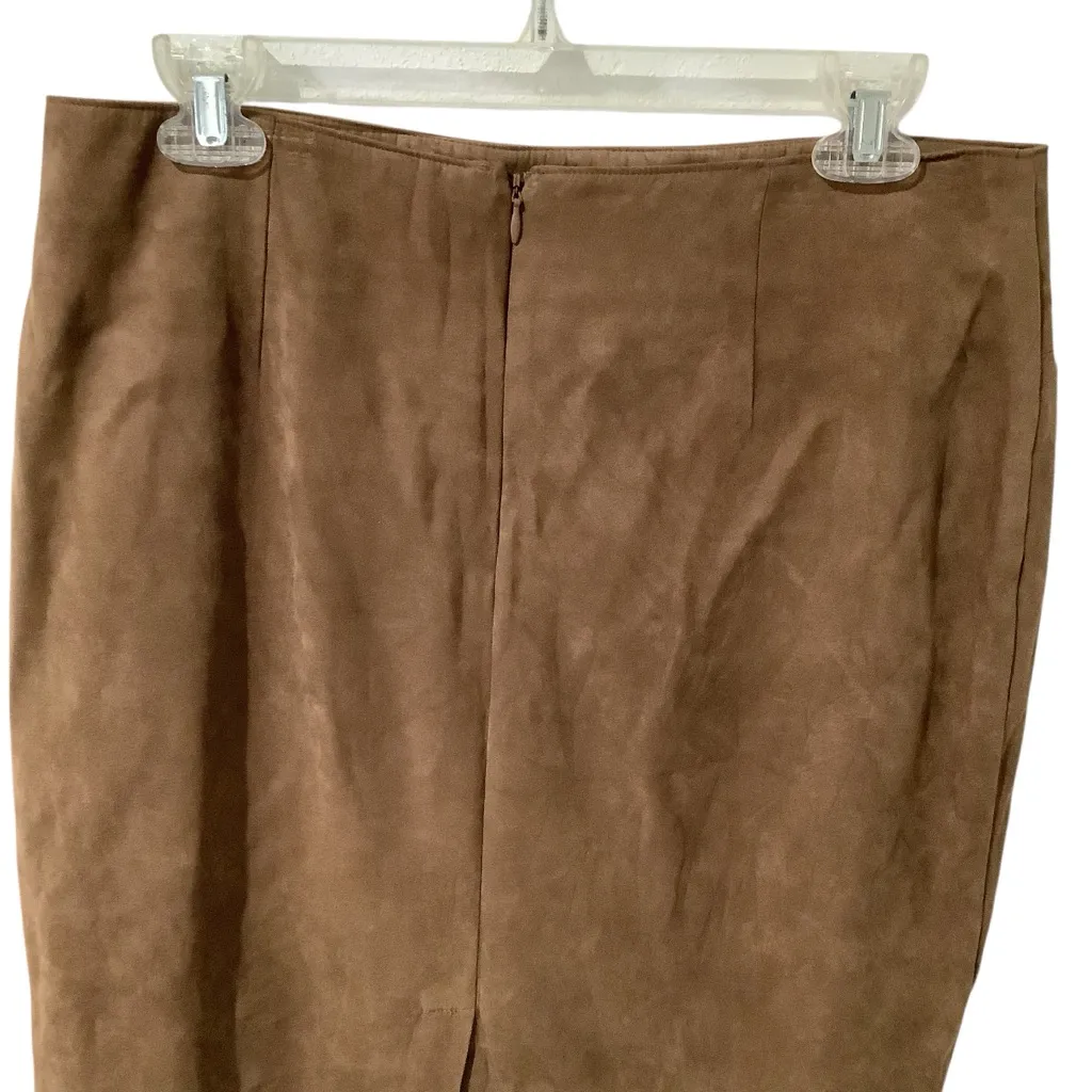 Lilly & Lavender Brown Faux Suede Skirt with Stud Details BRAND NEW Size 8 - Image 5