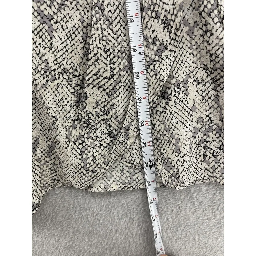 Ann Taylor Women's Blouse Surplice Snake Print Long sleeve Size 4 Gray Peplum - Image 9