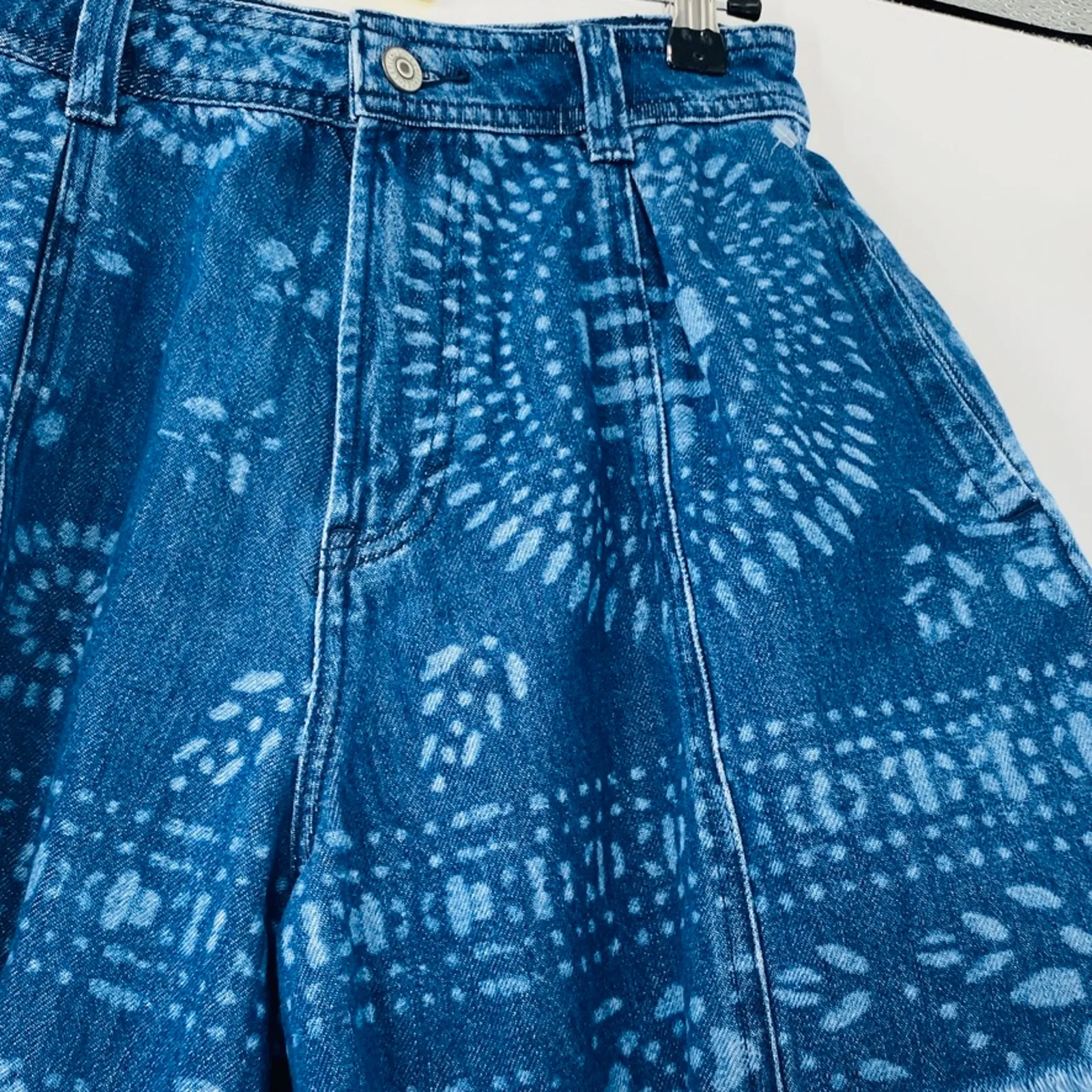 NEW Free People We The Free Amelie Printed A-Line Denim Jean Shorts Size 28 - Image 9