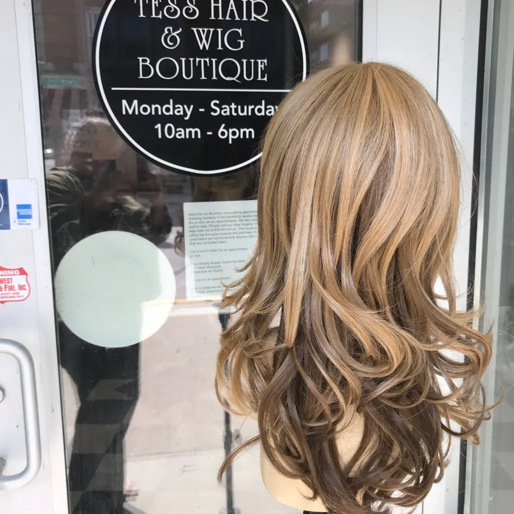 Blonde mix wig brand new bangs - Image 6