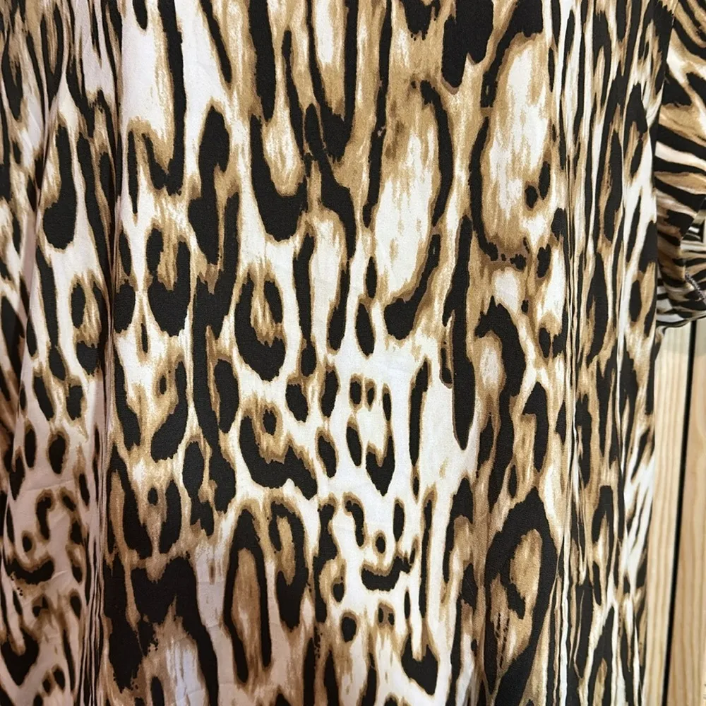 Chico's Shades of Brown Leopard Print Cap Sleeve Round Neck Top Blouse Small 1 - Image 4