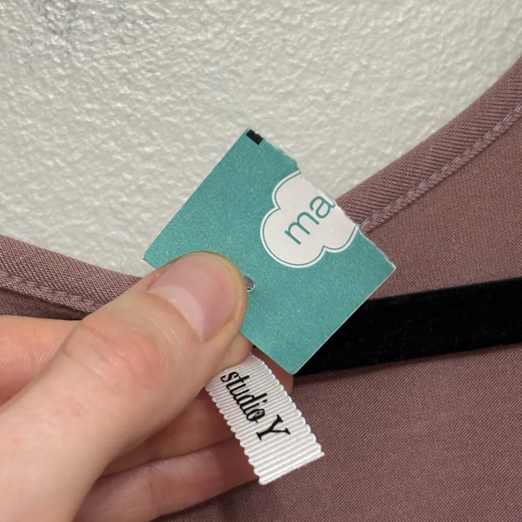 NWT Maurices Studio Y Sequin V-Neck Top in Mauve - Size XS - Image 4