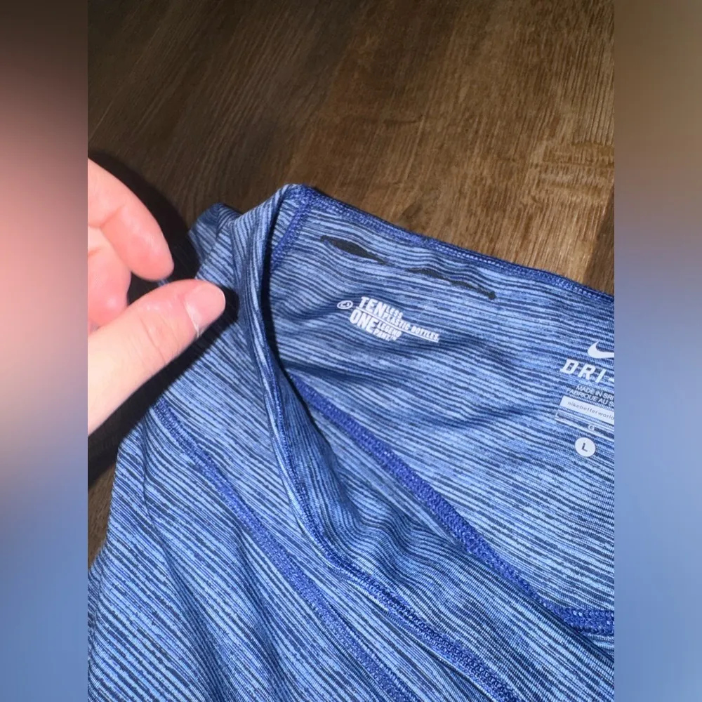 NIKE Legend Dri-Fit Women's Size Large Tight Fit Blue White Leggings NWOT - Image 7