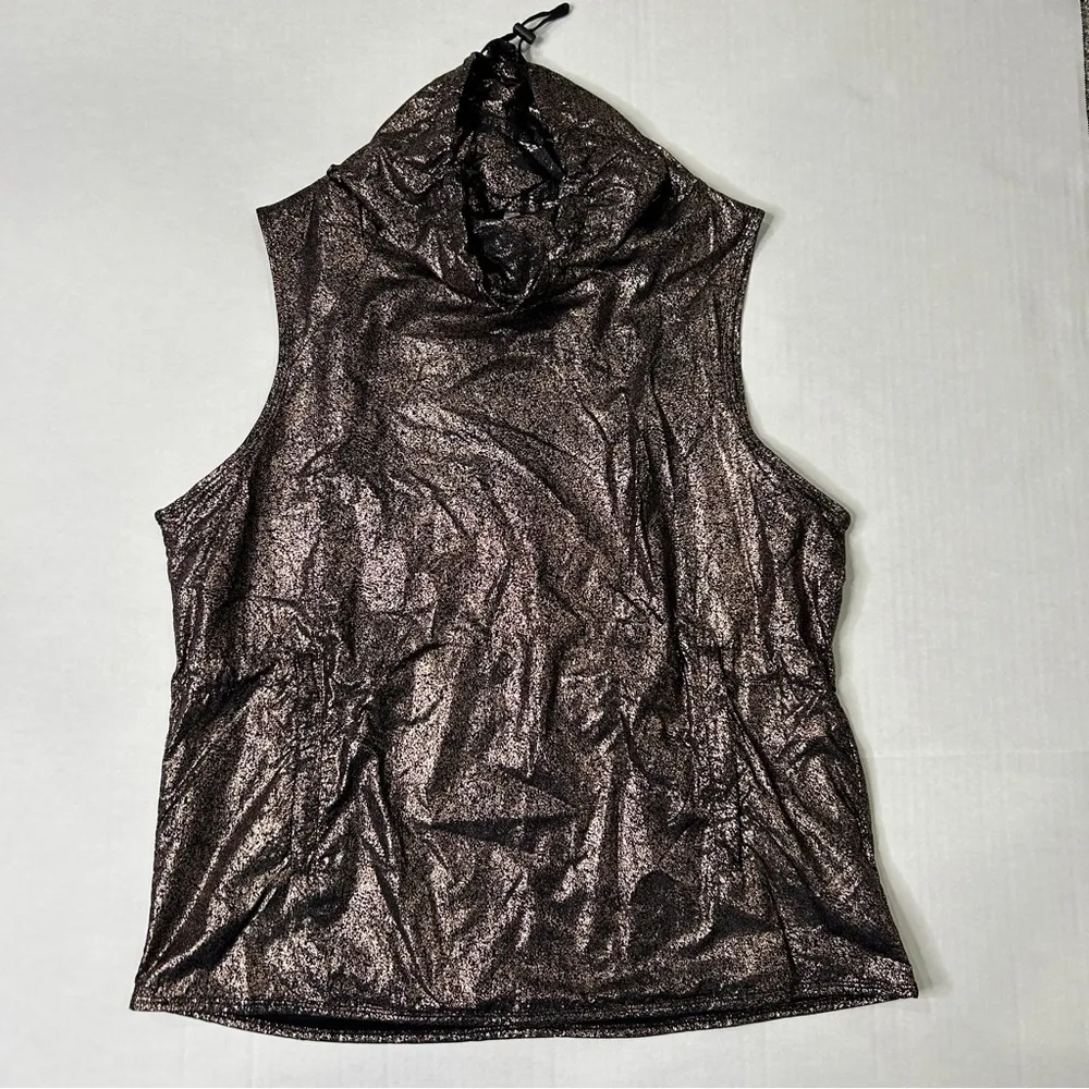 Fabletics Liora Vest Black & Rose Gold size large - Image 2