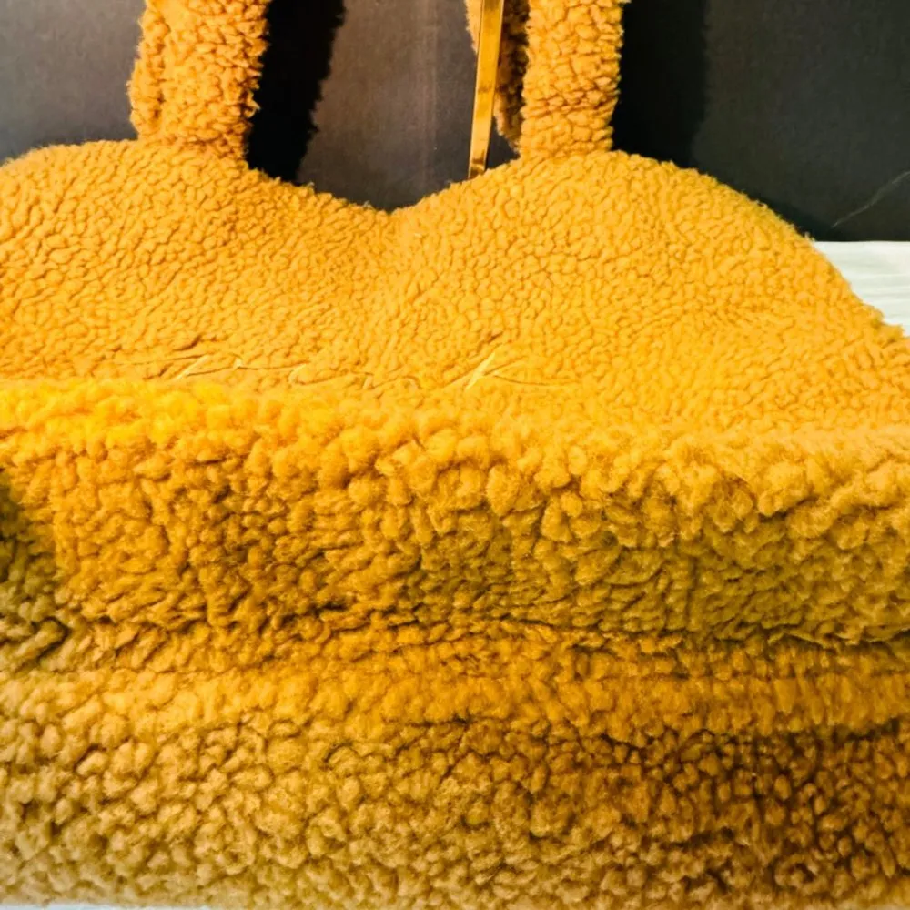 Victoria's Secret VS PINK Plush Sherpa Tote Bag Tan Brown Logo - Image 5