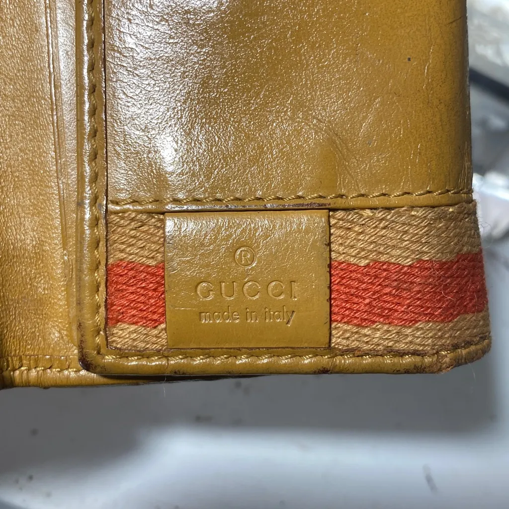 Authentic Rare Gucci Sherry Line Key Case - Image 8