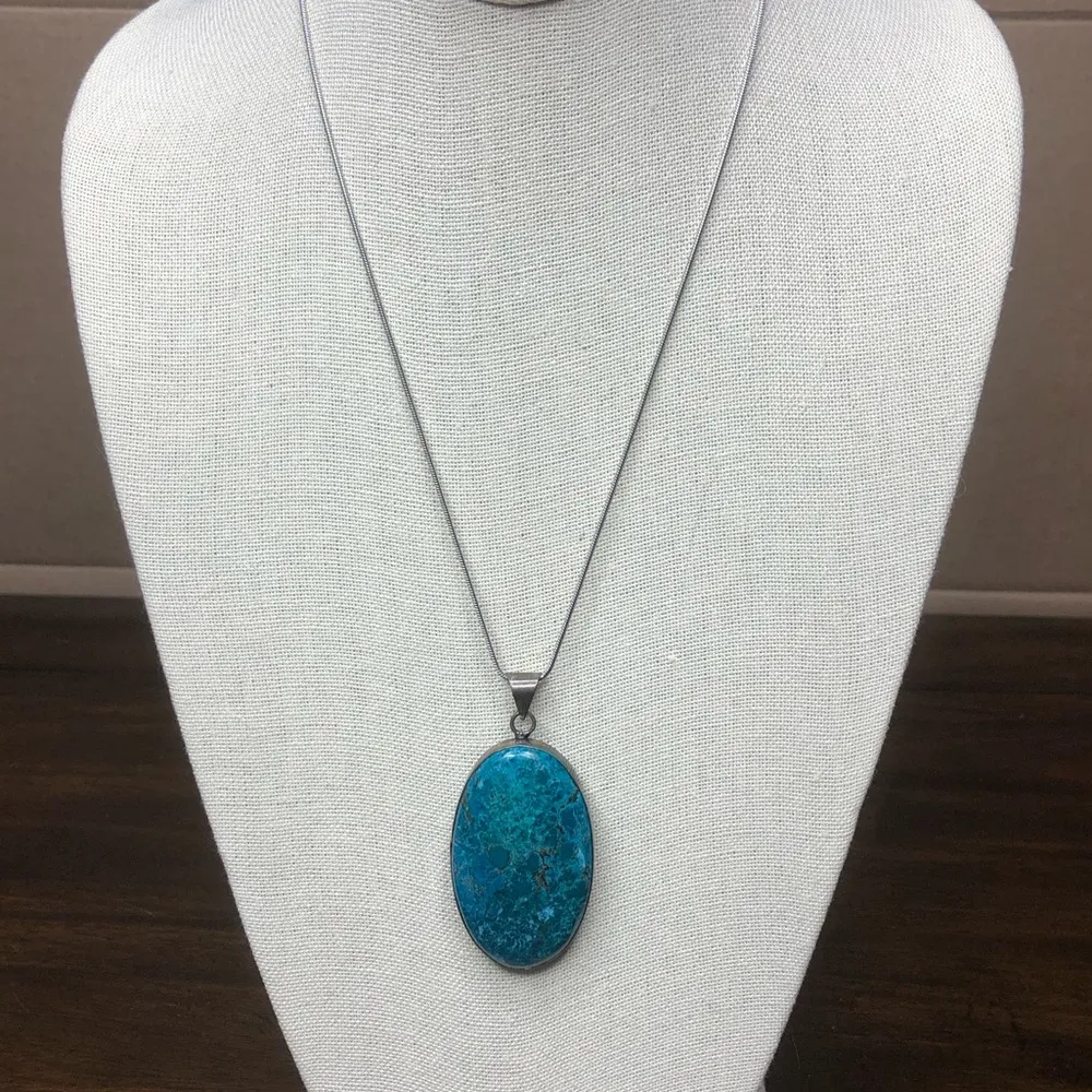 VINTAGE Turquoise and Sterling Silver Pendant on New Sterling Silver Snake Chain - Image 16