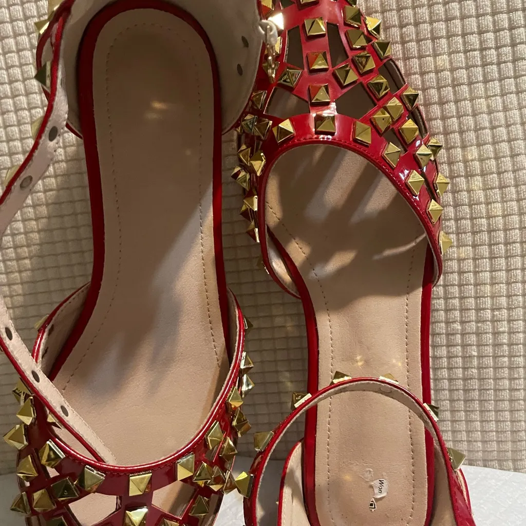 Red Studded Women's Shoes Size 10 - Image 2
