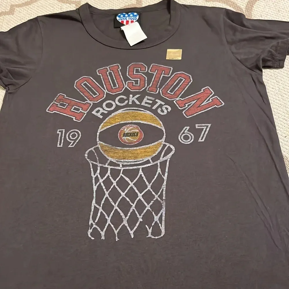 Junk food ‘Houston Rockets 1967’ T-shirt - Image 9