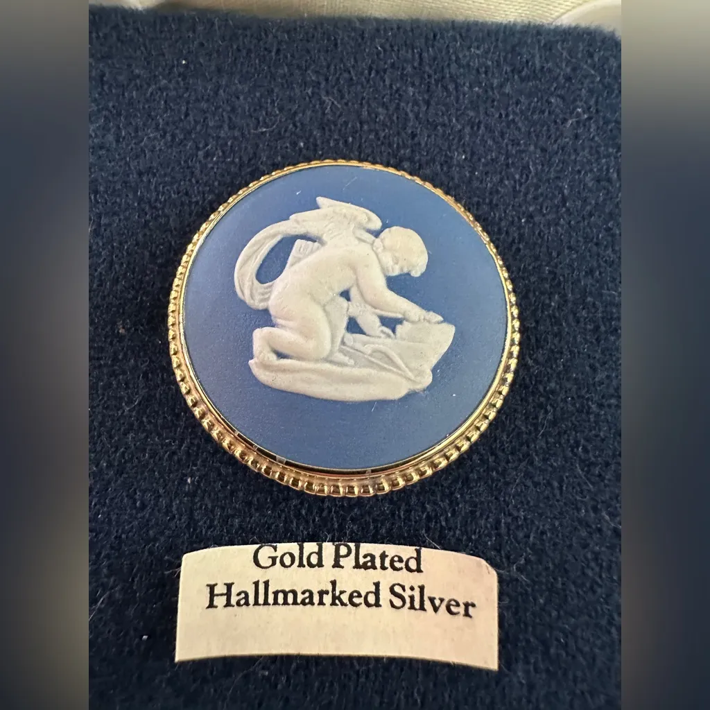 Vintage Wedgwood Portland Blue Jasperware Cameo Brooch Pin Sterling Silver - Image 3