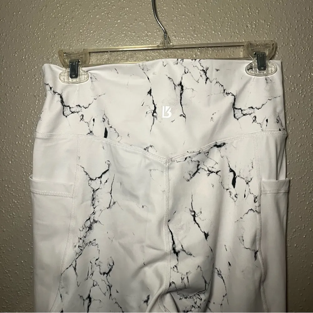 NWT BuffBunny Limitless Legging White Marble Sz. XL - Image 9