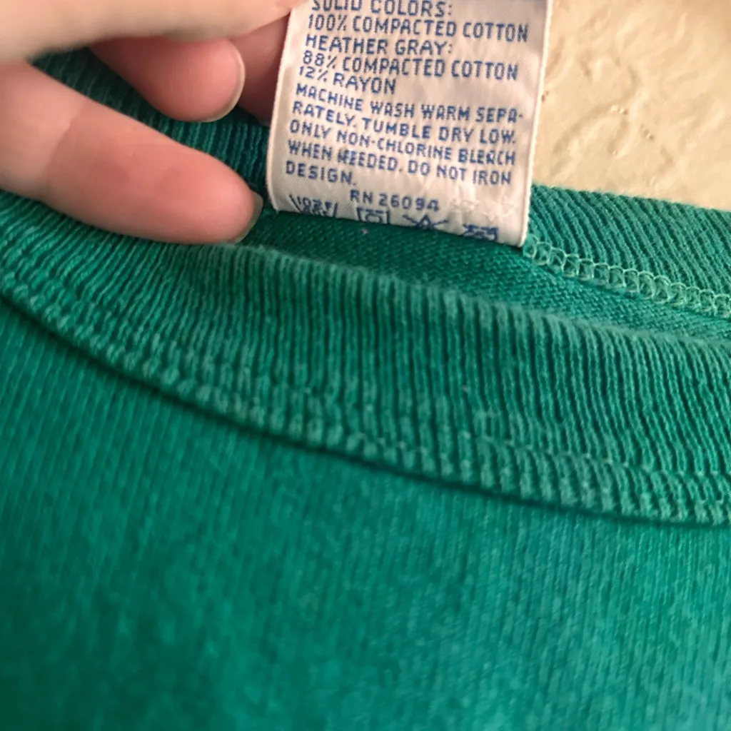 Vintage 90s University of Massachusetts Minutemen Crewneck t-shirt Champion L - Image 9