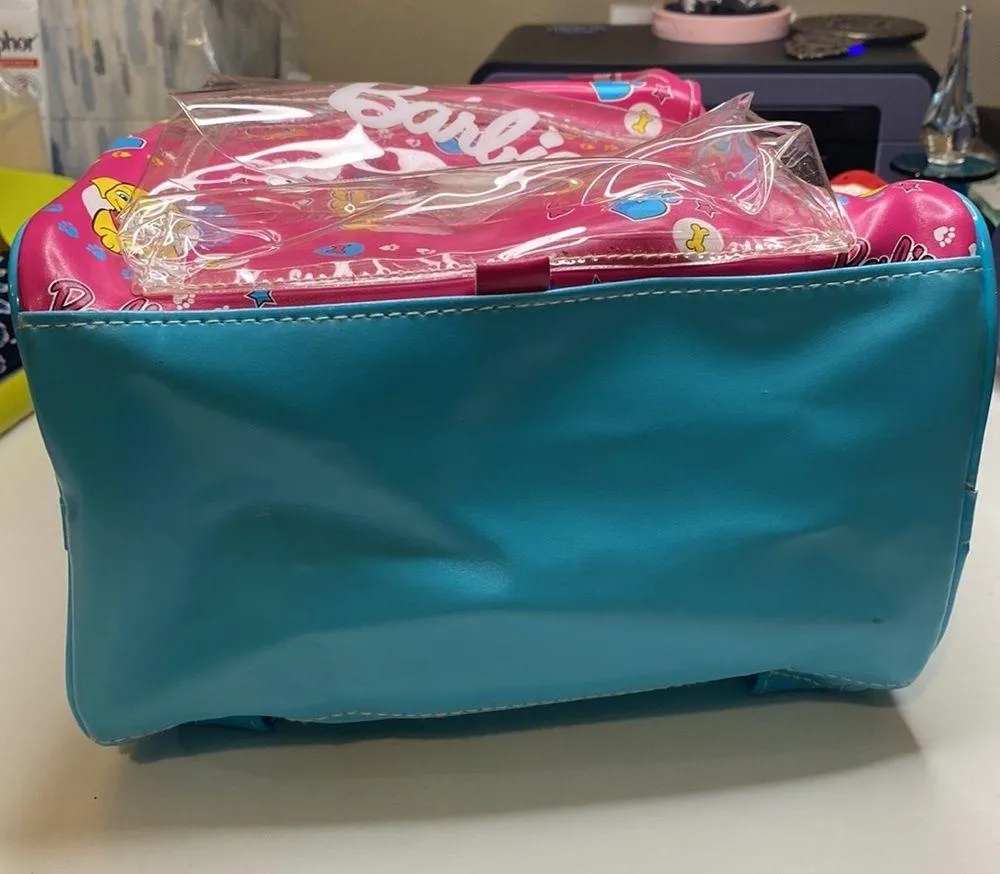 Mattel Barbie pet vet blue/ pink backpack - Image 9