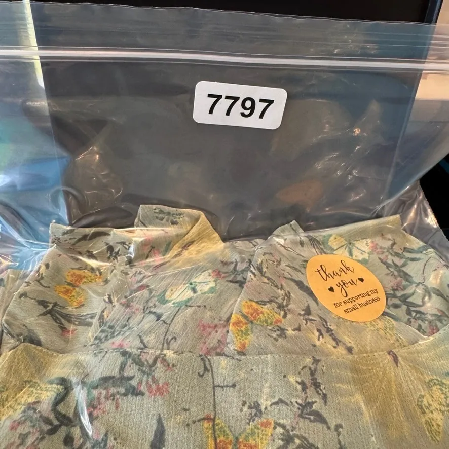 LC Lauren Conrad Forest Fairy Peasant Top Womens Small Green Floral Feminine - Image 15